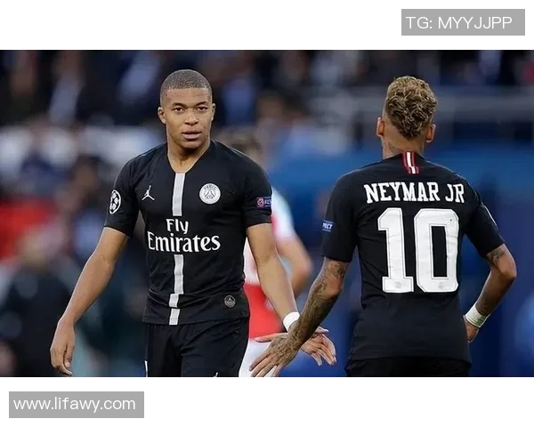 欧冠激战皇马与拜仁下半场精彩回顾与战术分析 欧冠激战皇马与拜仁下半场精彩回顾与战术分析